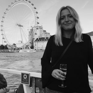 Meet your Posher, Carly